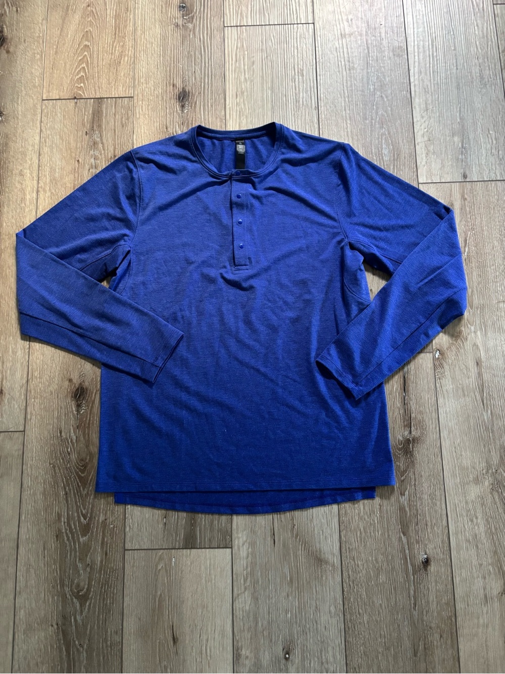 Lululemon Men’s Reinstate Long Sleeve Henley Waffle Knit Medium Blue Larkspur